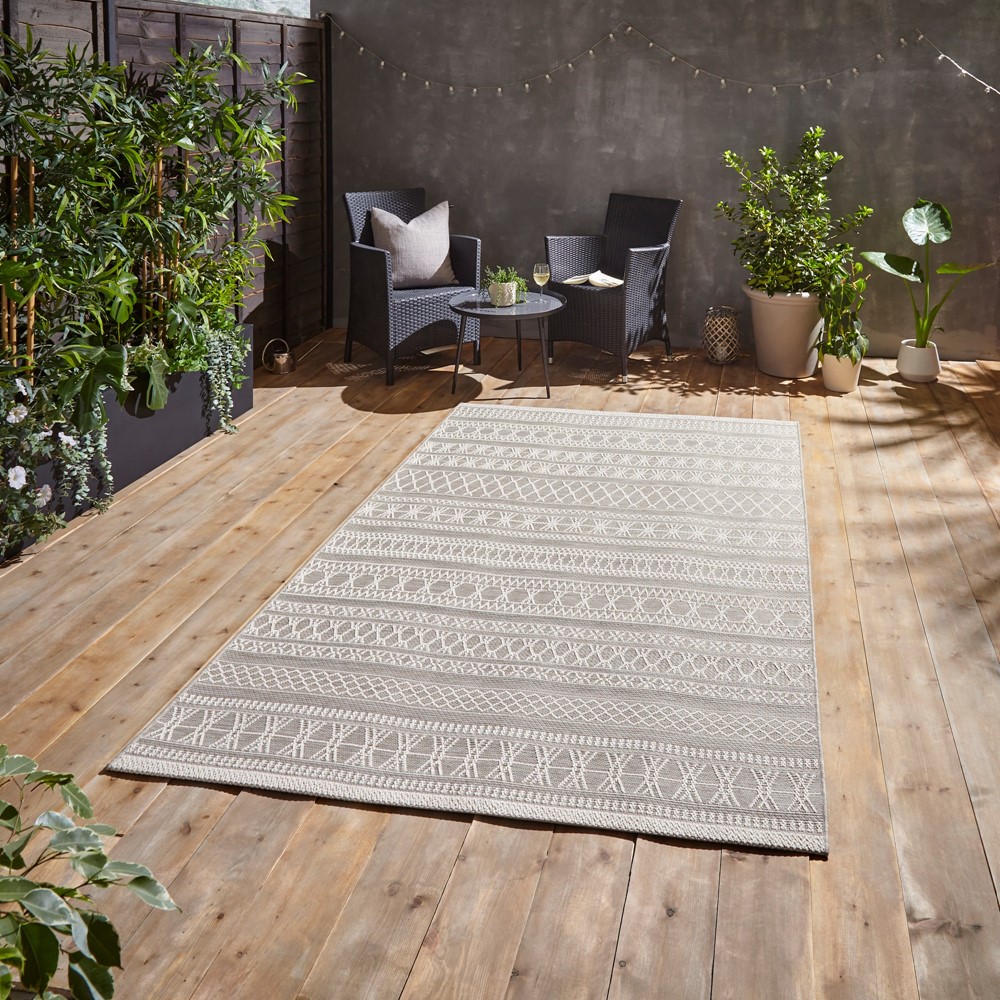 Coast 9421 Indoor Outdoor Boho Rug in Beige